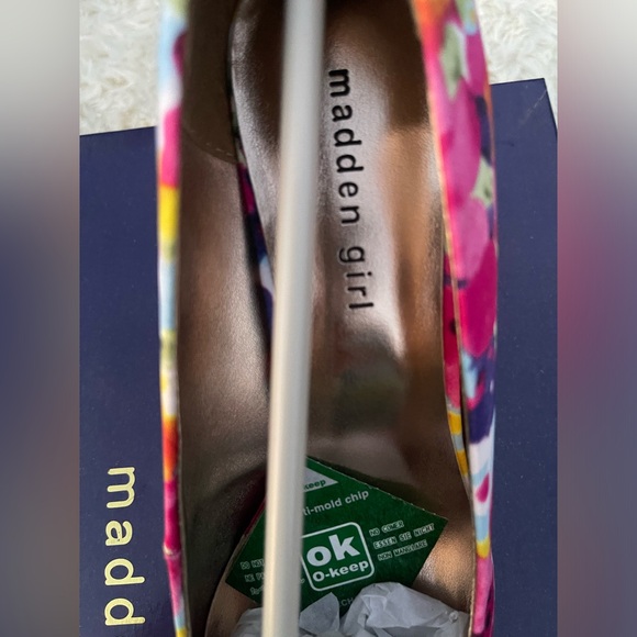 New madden girl multi color pumps size 11W - Picture 4 of 13
